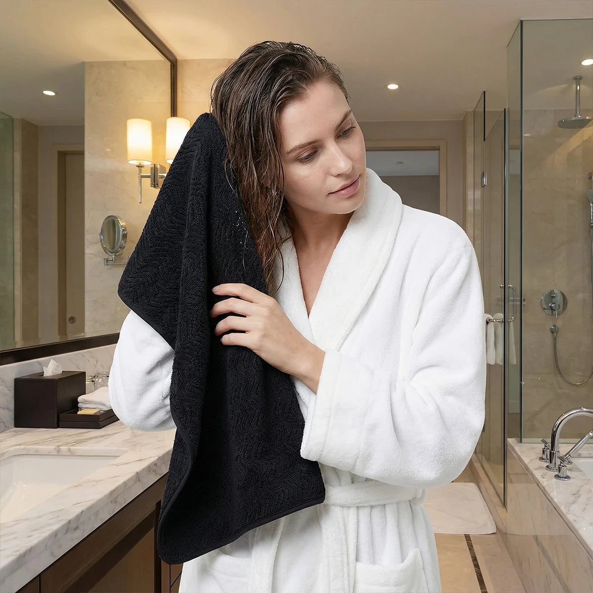 Luxury Coral Fleece Bath Towel Set With High Water Absorbency