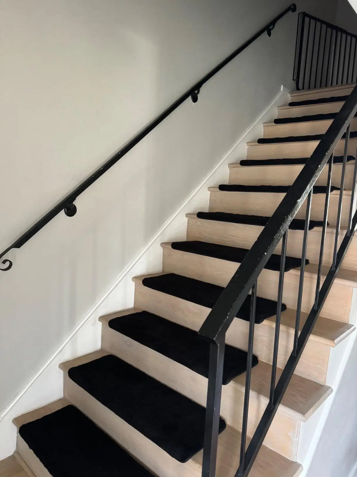 Ultra Plush Peel And Stick Non Slip Carpet Stair Treads