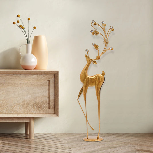 Retro Metal Deer Statue For Elegant Indoor Holiday Decor