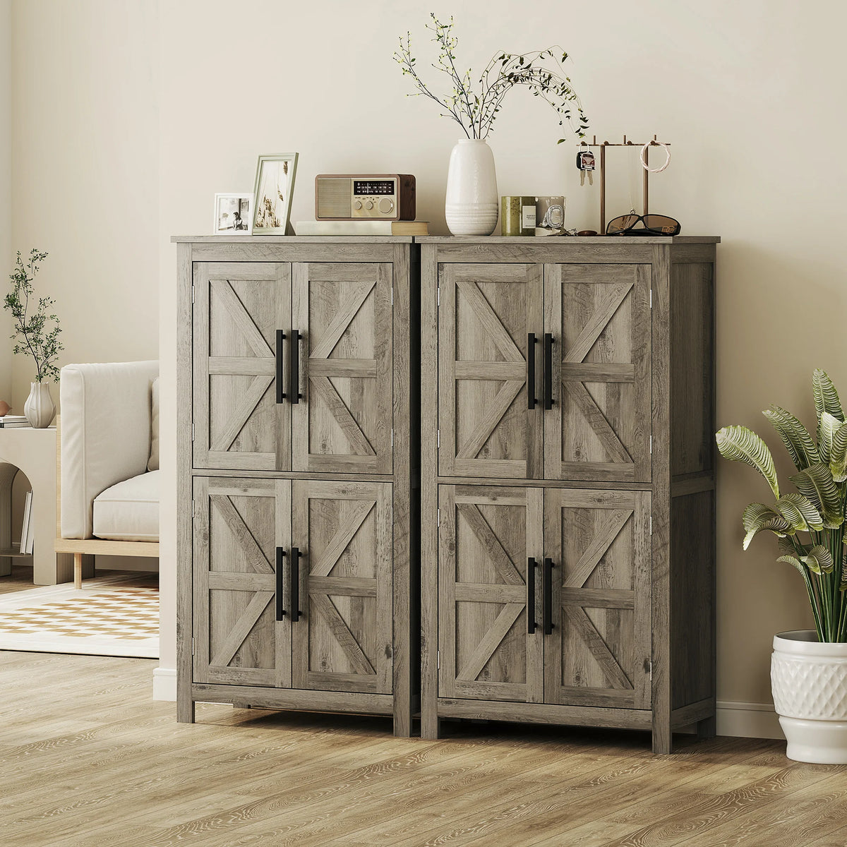 HOMCOM Farmhouse Bathroom Storage Cabinet With Barn Doors